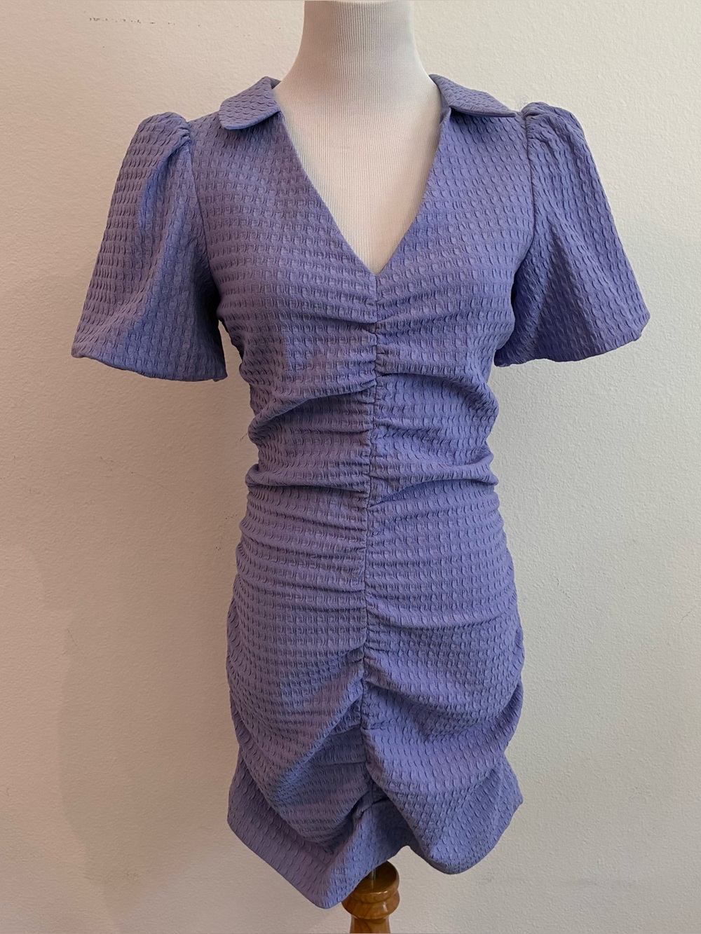 & Other Stories Los Angeles Atelier Lavender Ruched Puff Sleeve‎ Mini Dress